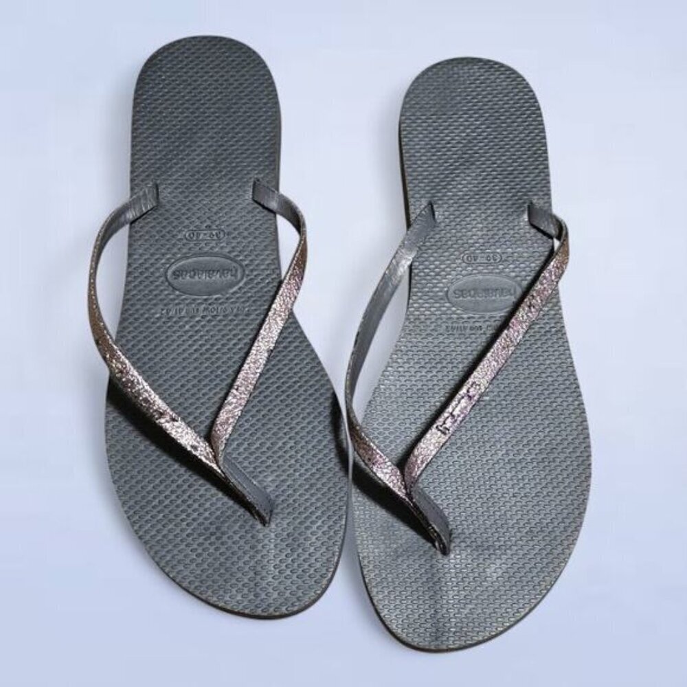 Havaianas Silver Black Sandal - Size 9 / 10